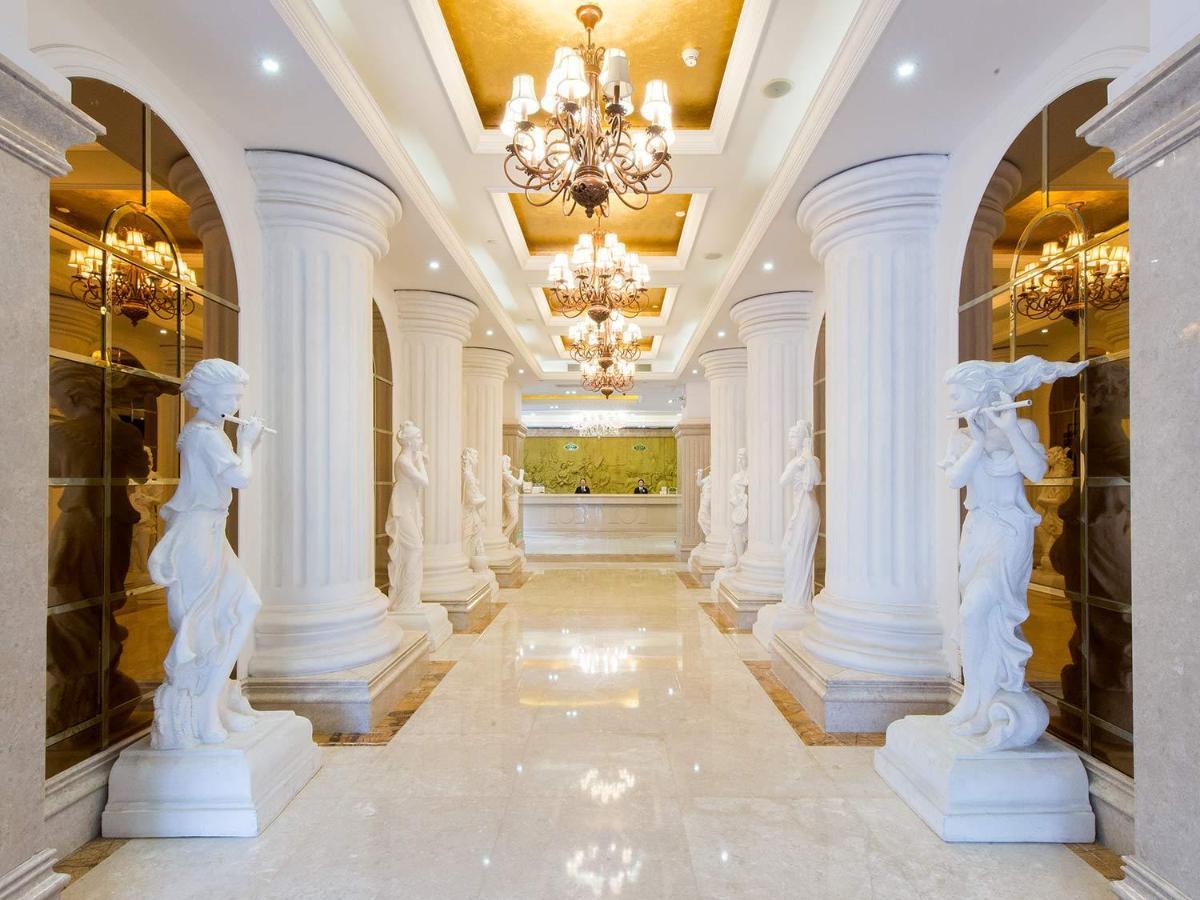 Vienna Hotel Banxuegang Road เซินเจิ้น ภายนอก รูปภาพ