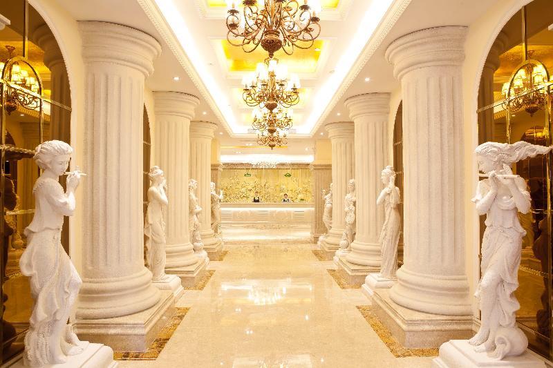 Vienna Hotel Banxuegang Road เซินเจิ้น ภายนอก รูปภาพ